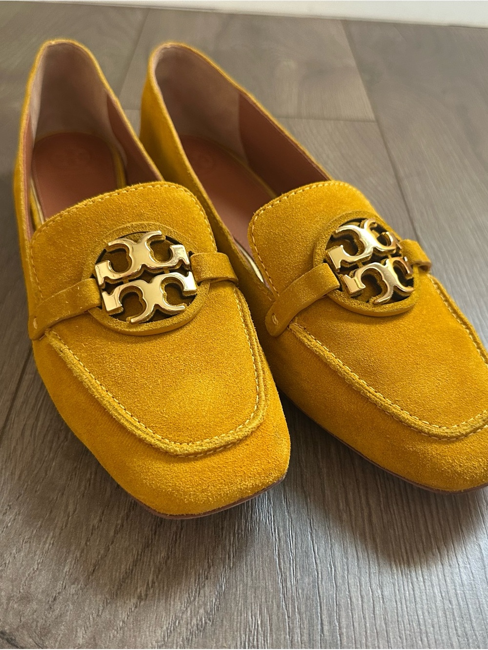 Tory Burch Women’s Mustard Yellow Soft Suede Logo Loafers - Picture 15 of 15